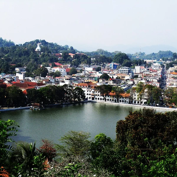 Kandy Viewpoint & City Center