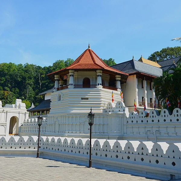 Temple of the Sacred Tooth Relic (Sri Dalada Maligawa)