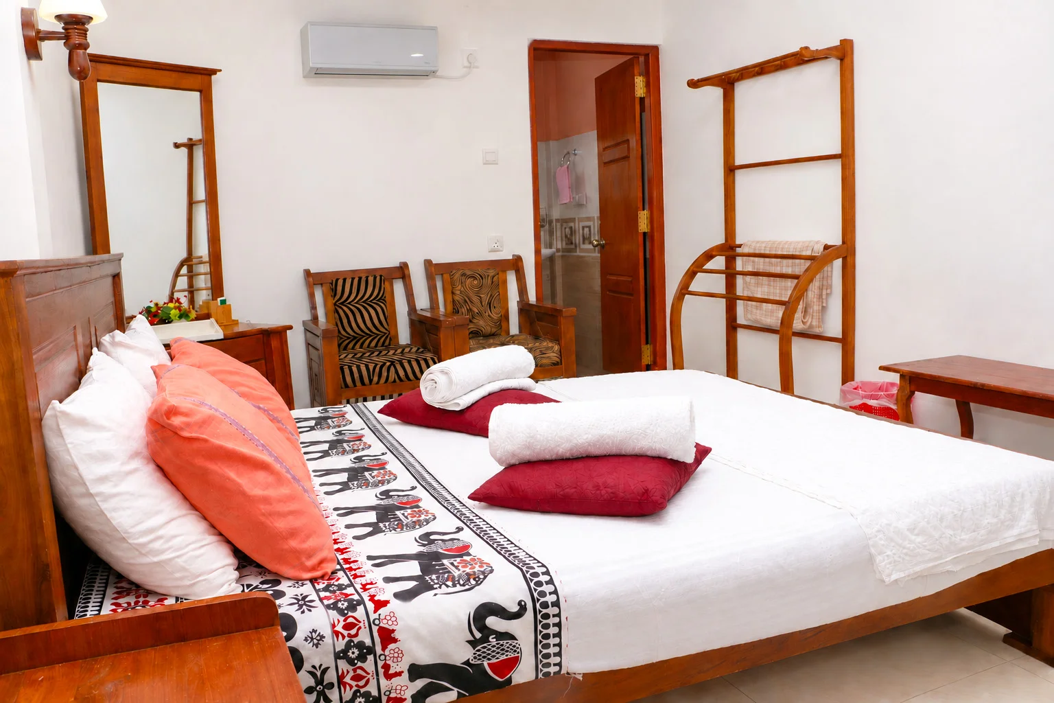 Deluxe Double Room 2 — Photo 5